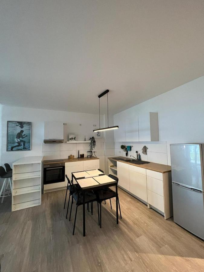 Luxurioeses Apartment Fuer 4 Personen, Neubau, Parkplatz Free Бохум Екстер'єр фото