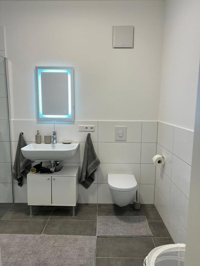 Luxurioeses Apartment Fuer 4 Personen, Neubau, Parkplatz Free Бохум Екстер'єр фото
